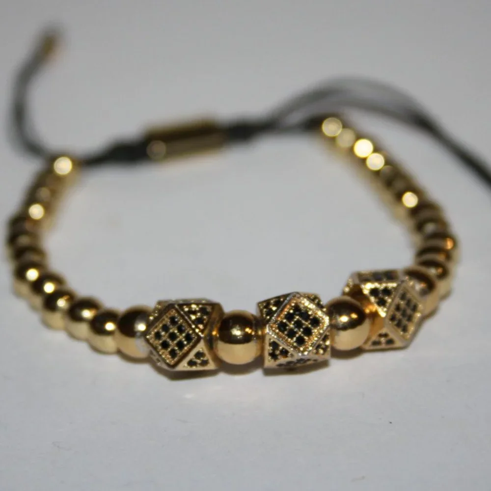 Beautiful black and gold bracelet Adjustable